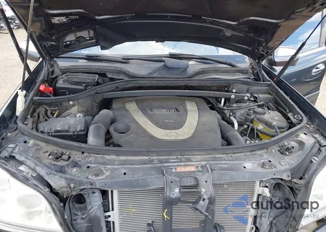 2010 Mercedes-Benz Gl 550 4Matic z USA, uszkodzony, nr VIN 4JGBF8GE8AA573694